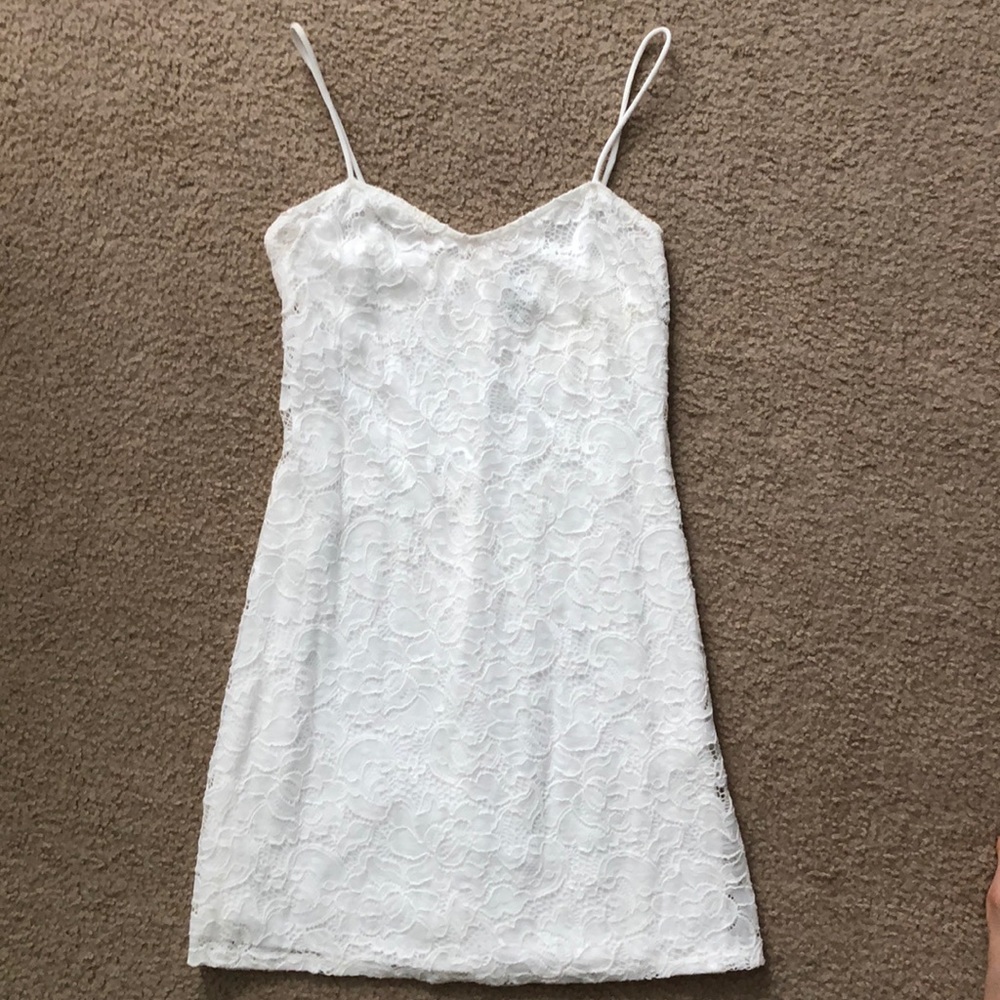 Lace white dress